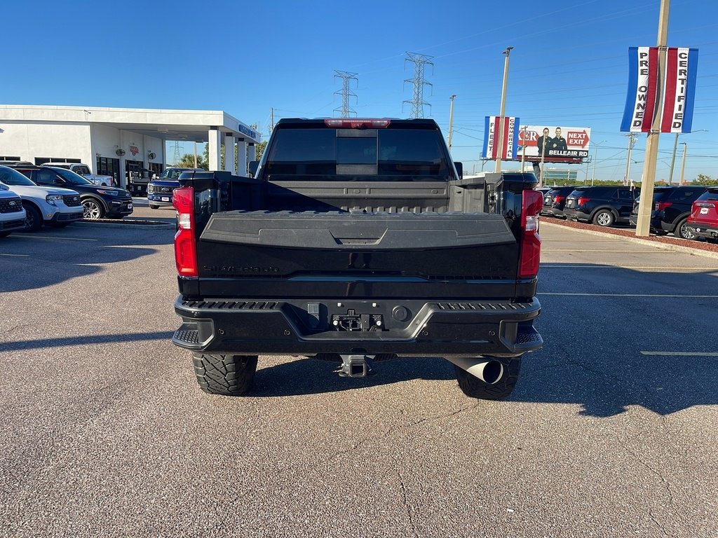 Used 2024 Chevrolet Silverado 2500 LTZ w/ LTZ Plus Package image 7