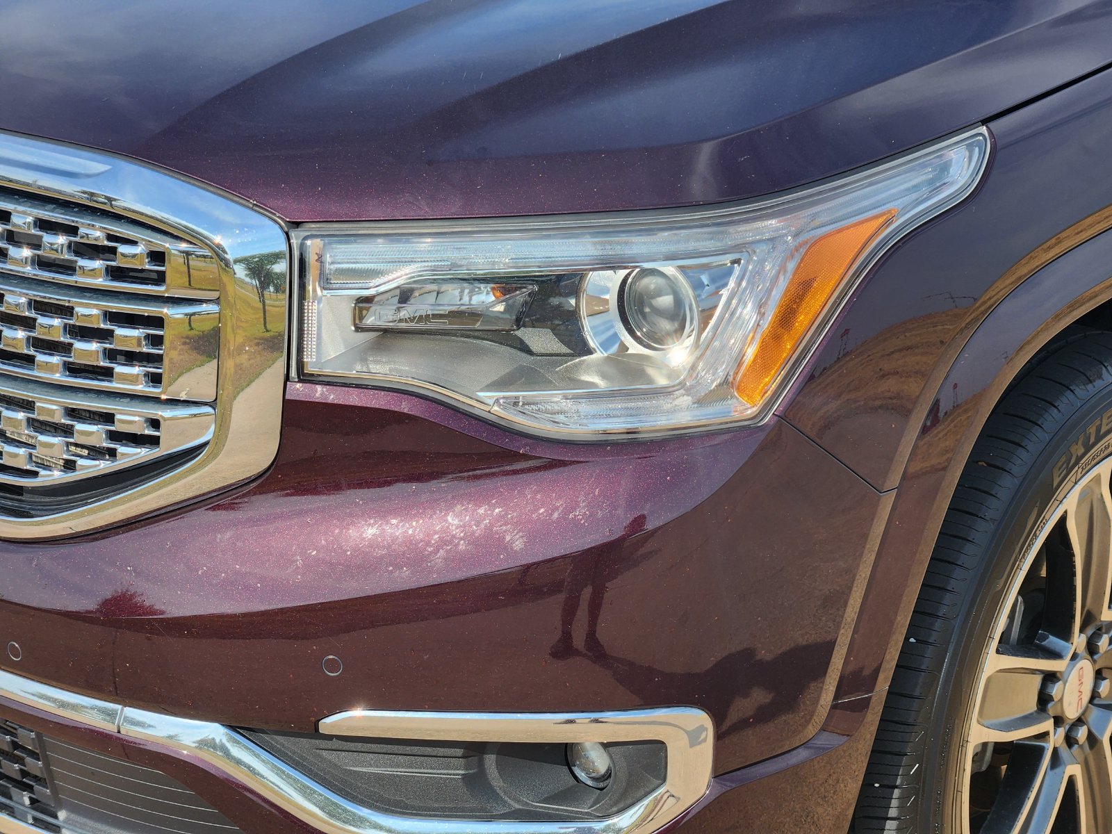 Used 2017 GMC Acadia Denali AWD/4WD image 9