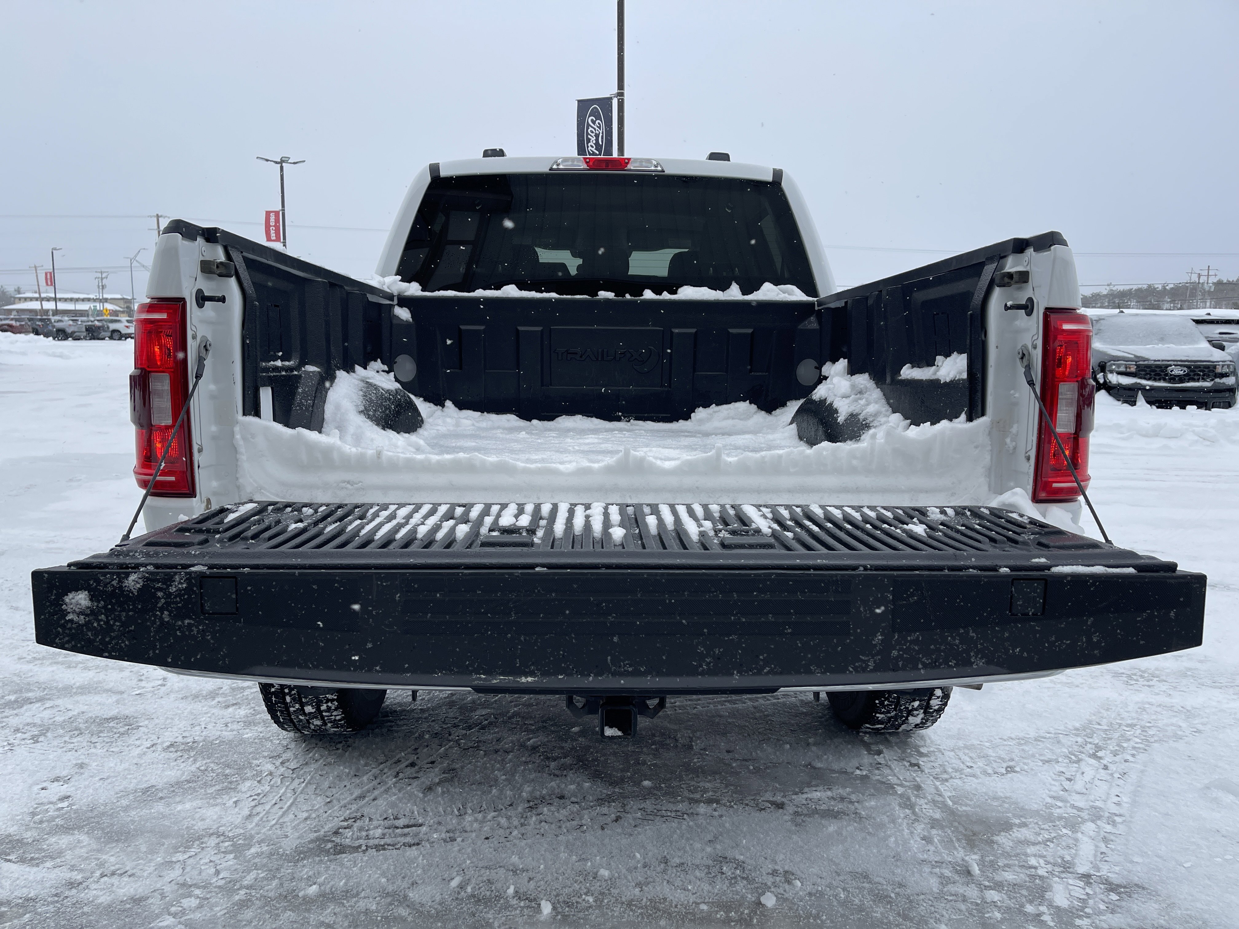 Used 2023 Ford F150 XLT w/ XTR Package image 9