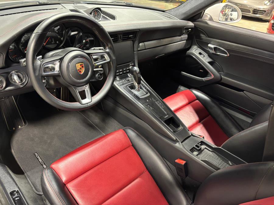 Used 2018 Porsche 911 Carrera GTS image 11