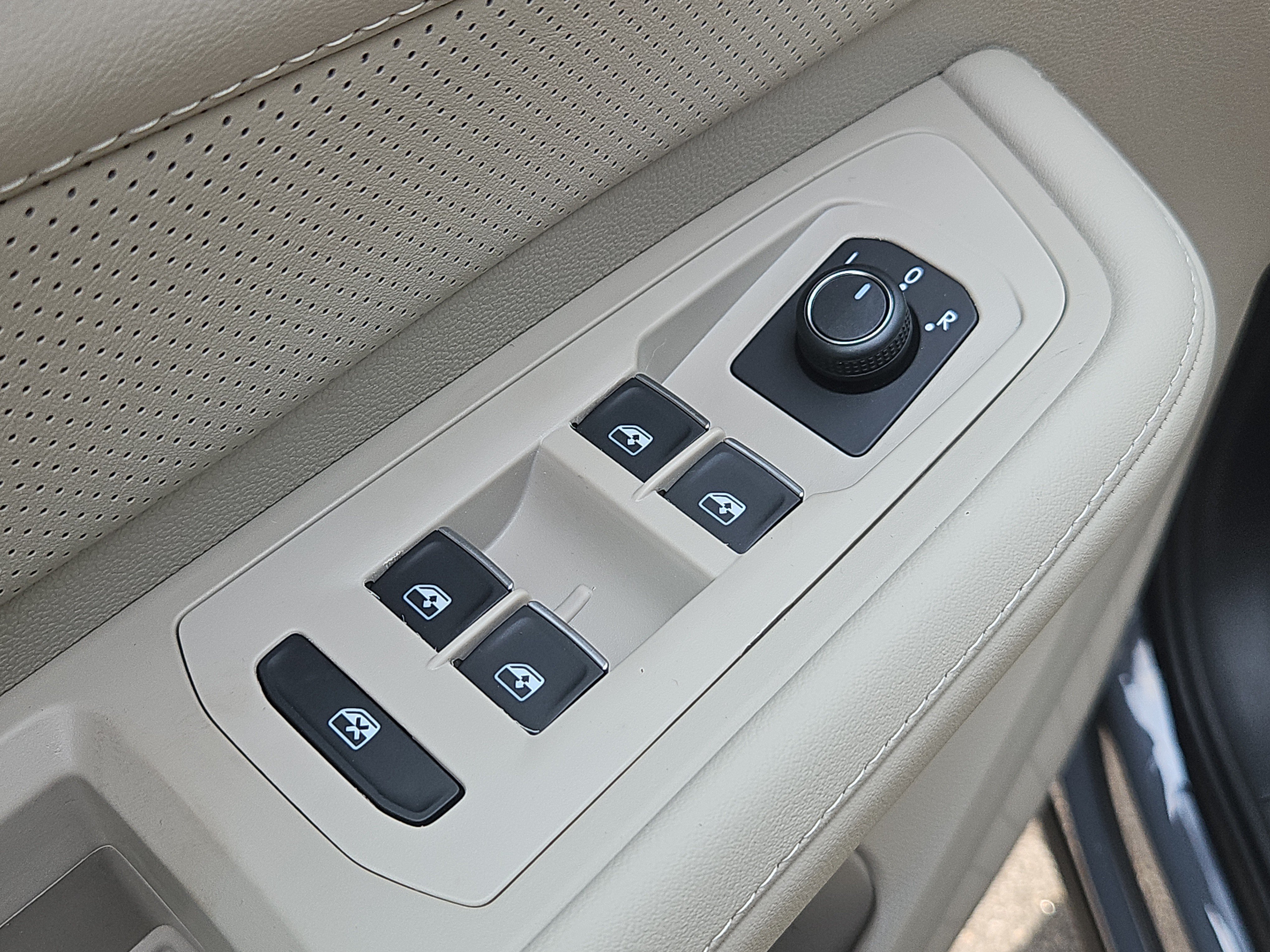 New 2026 Volkswagen Atlas SE AWD/4WD image 7