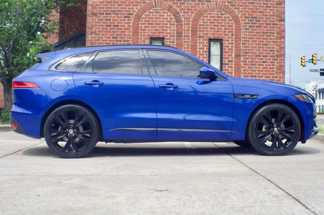 Used 2018 Jaguar F-PACE R-Sport AWD/4WD image 4