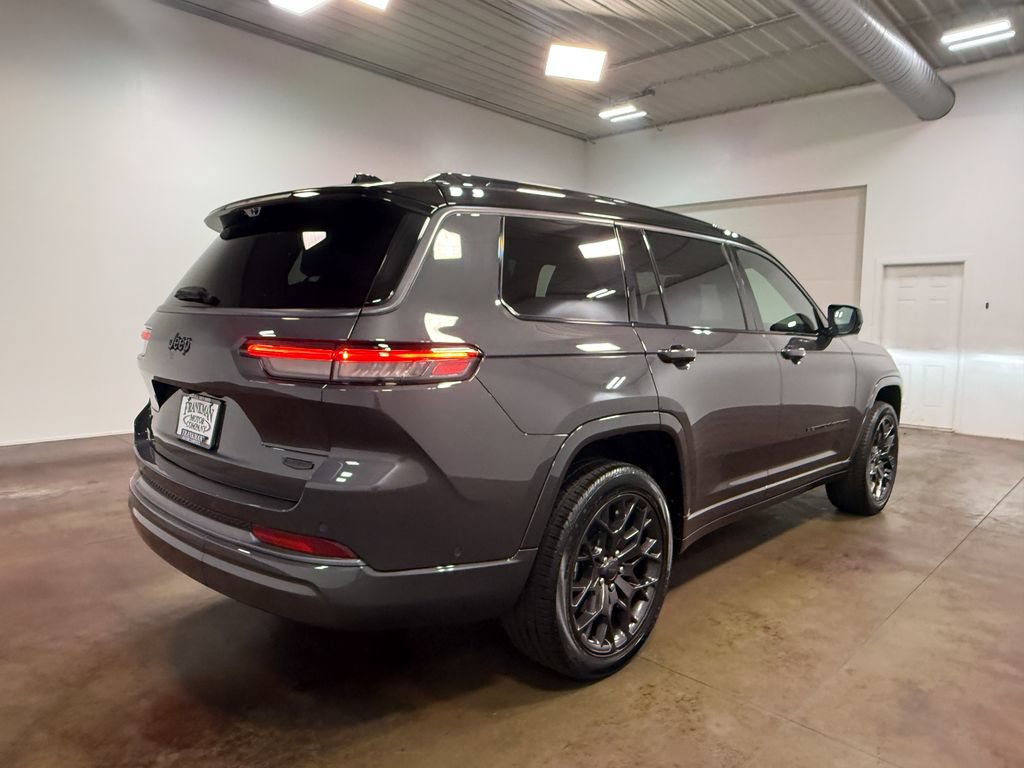 Used 2026 Jeep Grand Cherokee L Summit w/ Obsidian Package AWD/4WD image 34