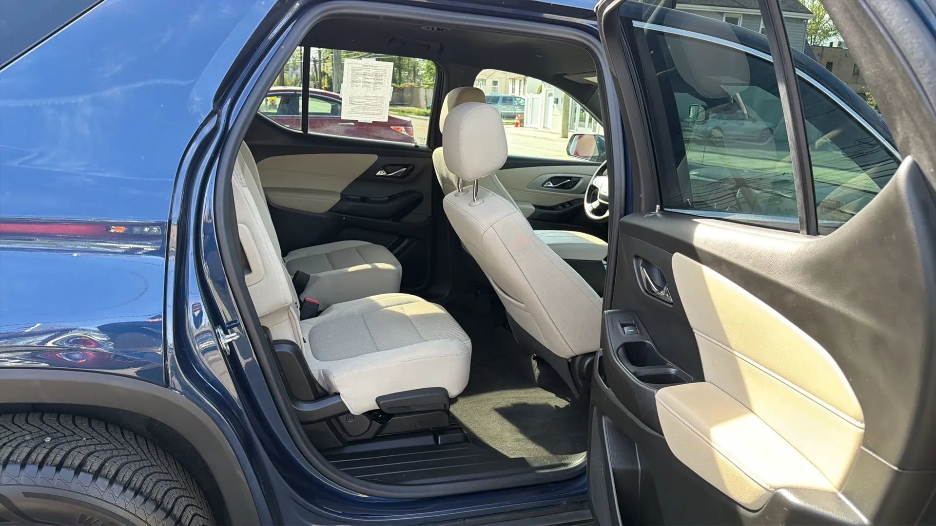 Used 2022 Chevrolet Traverse LT AWD/4WD image 26
