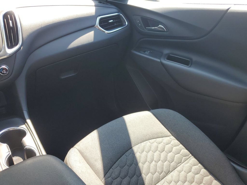 Used 2019 Chevrolet Equinox LT w/ Driver Convenience Package FWD image 22