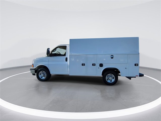 New 2025 Chevrolet Express 3500 w/ Power Convenience Package image 2