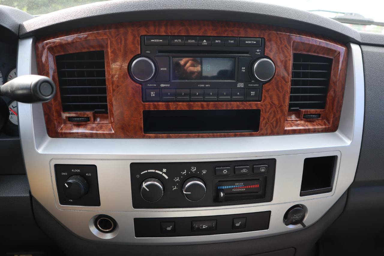 Used 2006 Dodge Ram 2500 Truck Laramie AWD/4WD image 11