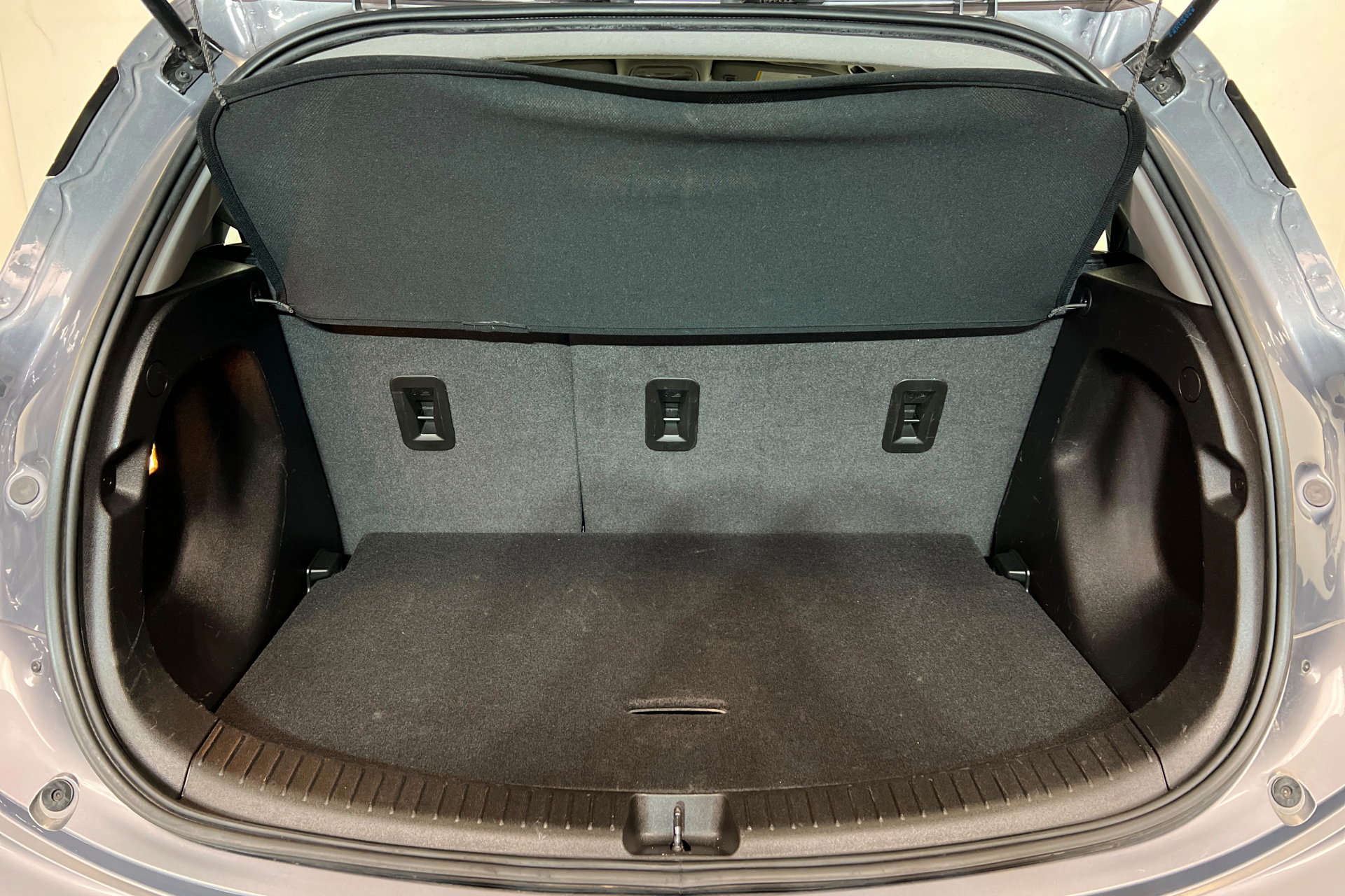 Certified 2023 Chevrolet Bolt LT w/ Infotainment Package image 23