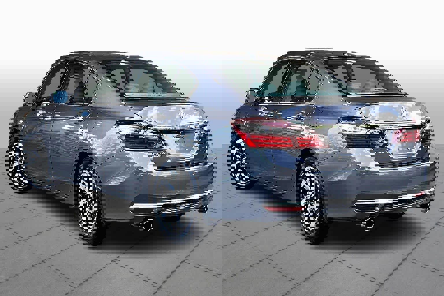 Used 2017 Honda Accord EX-L image 12