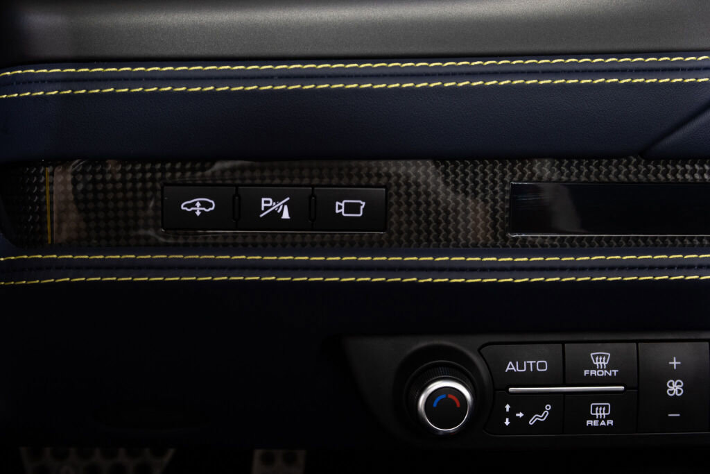 Used 2022 Ferrari F8 Tributo image 40