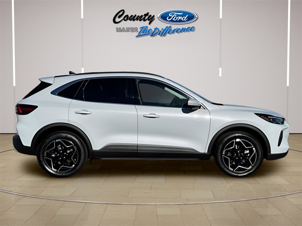 New 2026 Ford Escape Platinum w/ Premium Technology Package image 22
