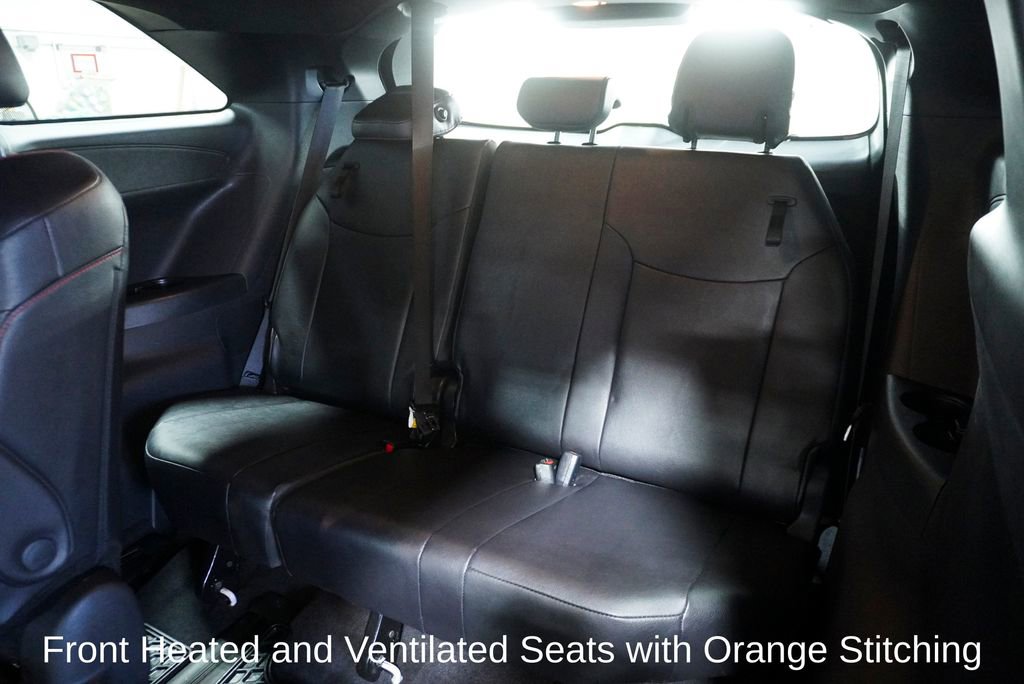 Used 2025 Toyota Sienna XSE image 10