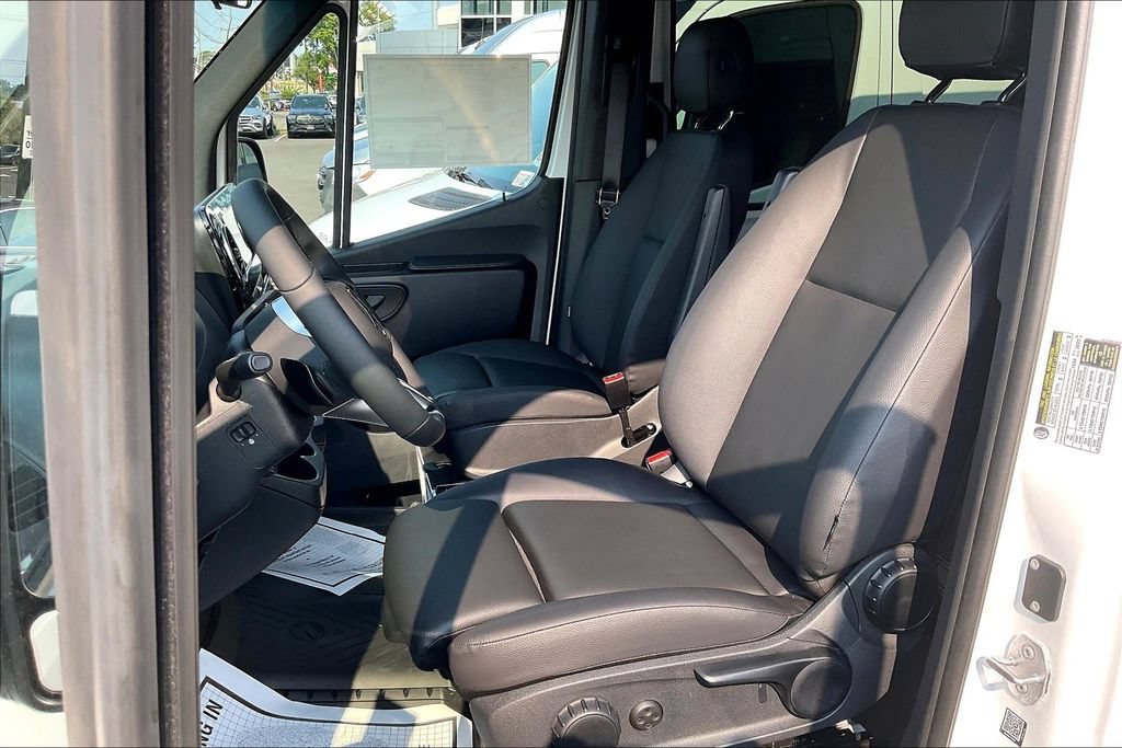 New 2026 Mercedes-Benz Sprinter 2500 image 8