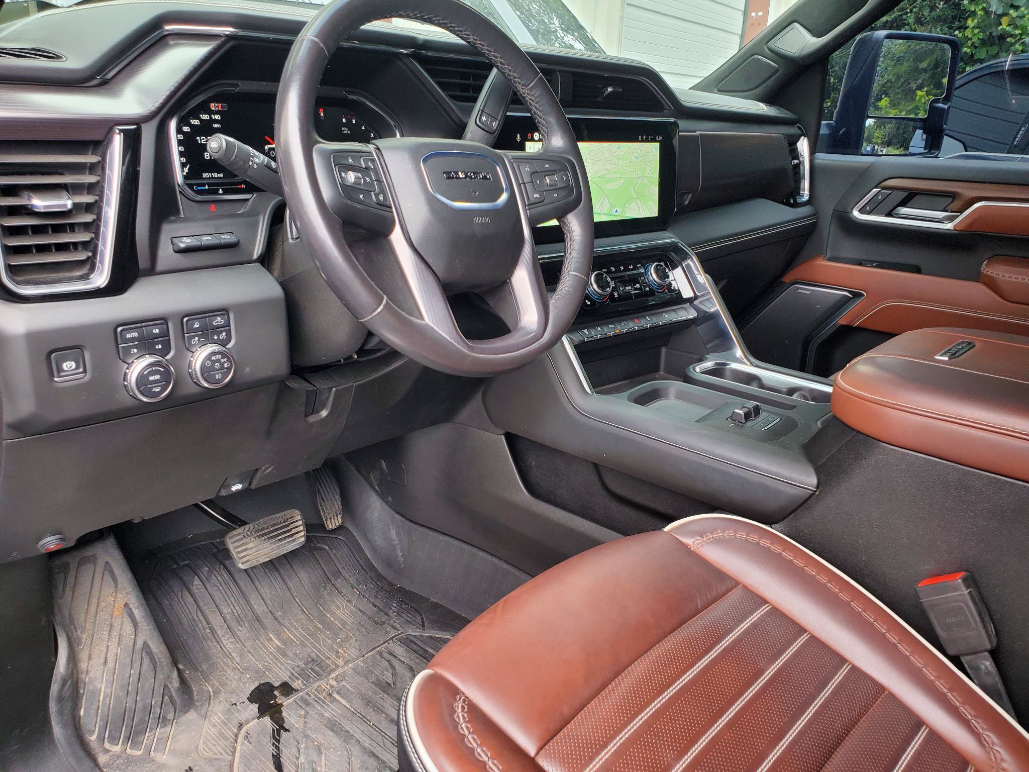 Used 2025 GMC Sierra 2500 Denali Ultimate AWD/4WD image 43