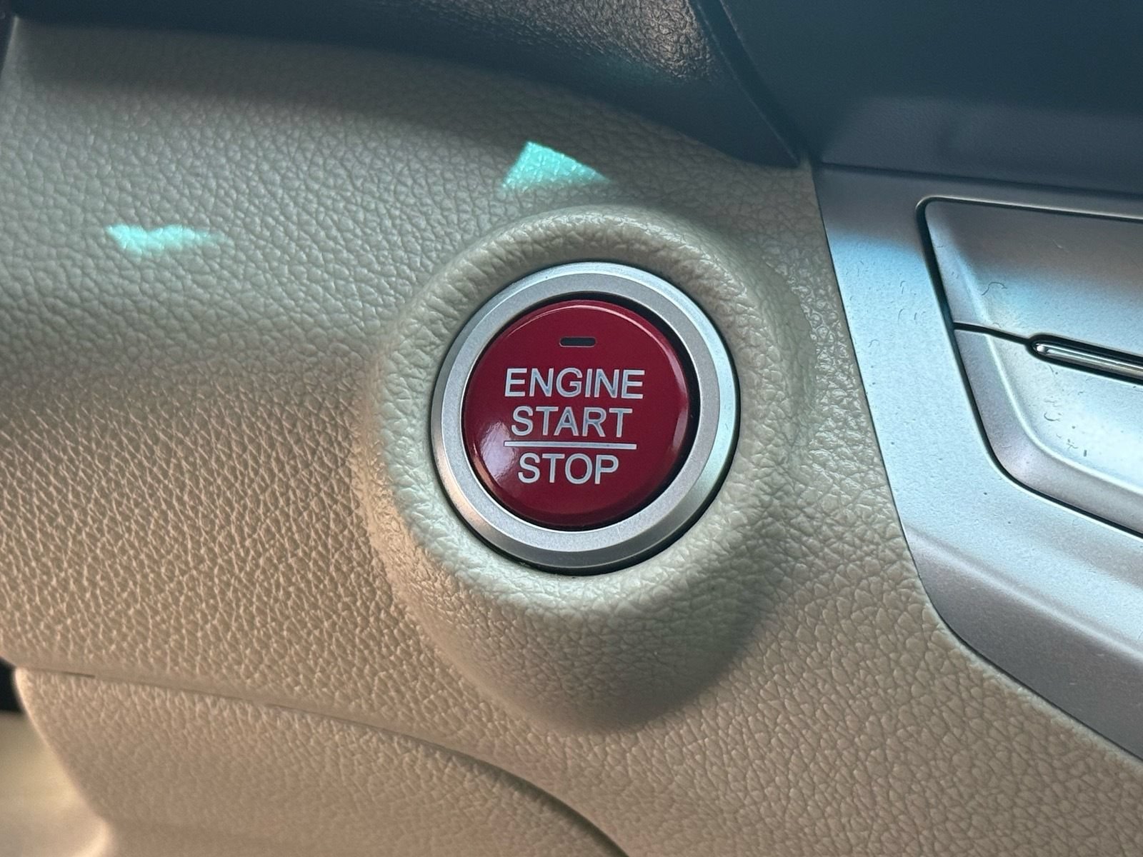 Used 2015 Honda Accord EX-L image 24