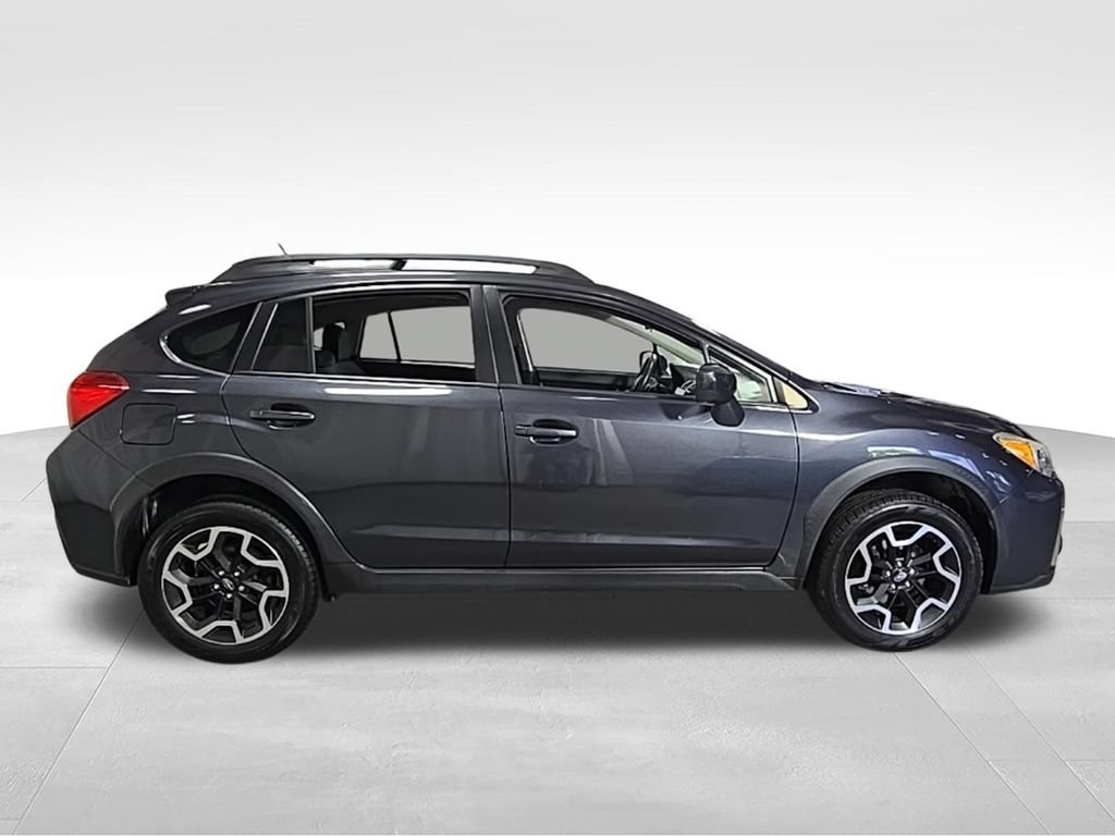Used 2016 Subaru Crosstrek 2.0i Premium AWD/4WD image 6