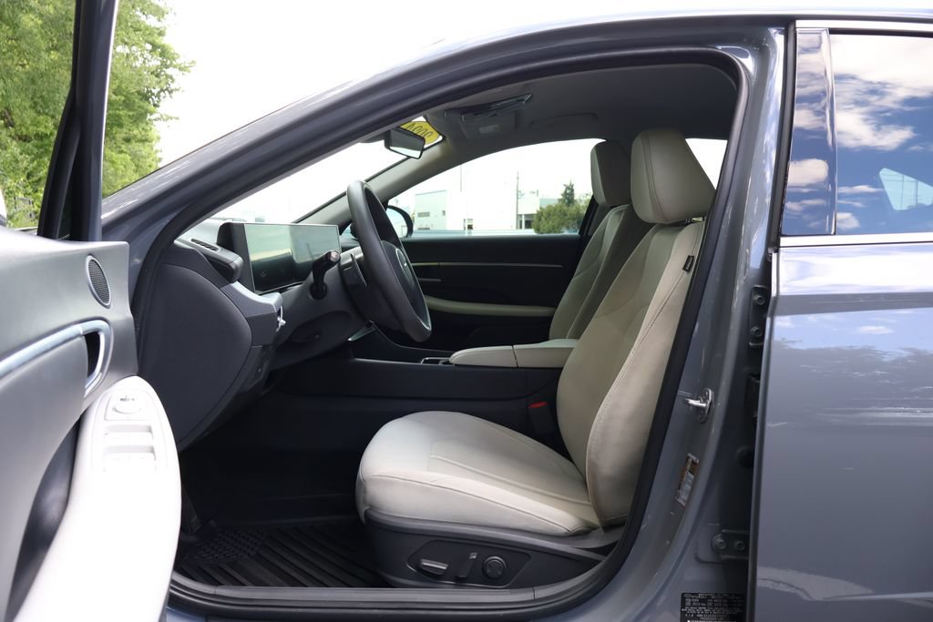 Used 2024 Hyundai Sonata SEL FWD image 31