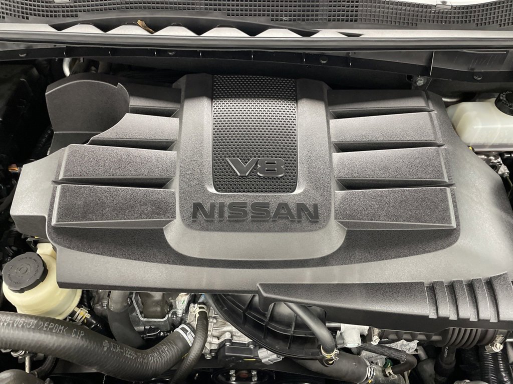 Used 2024 Nissan Titan SV image 19