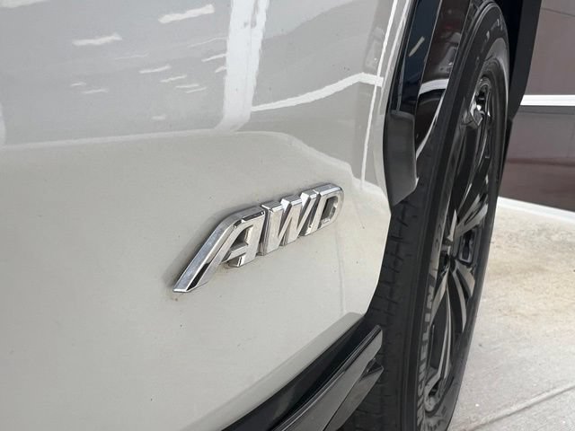 Used 2024 Toyota RAV4 XSE AWD/4WD image 6