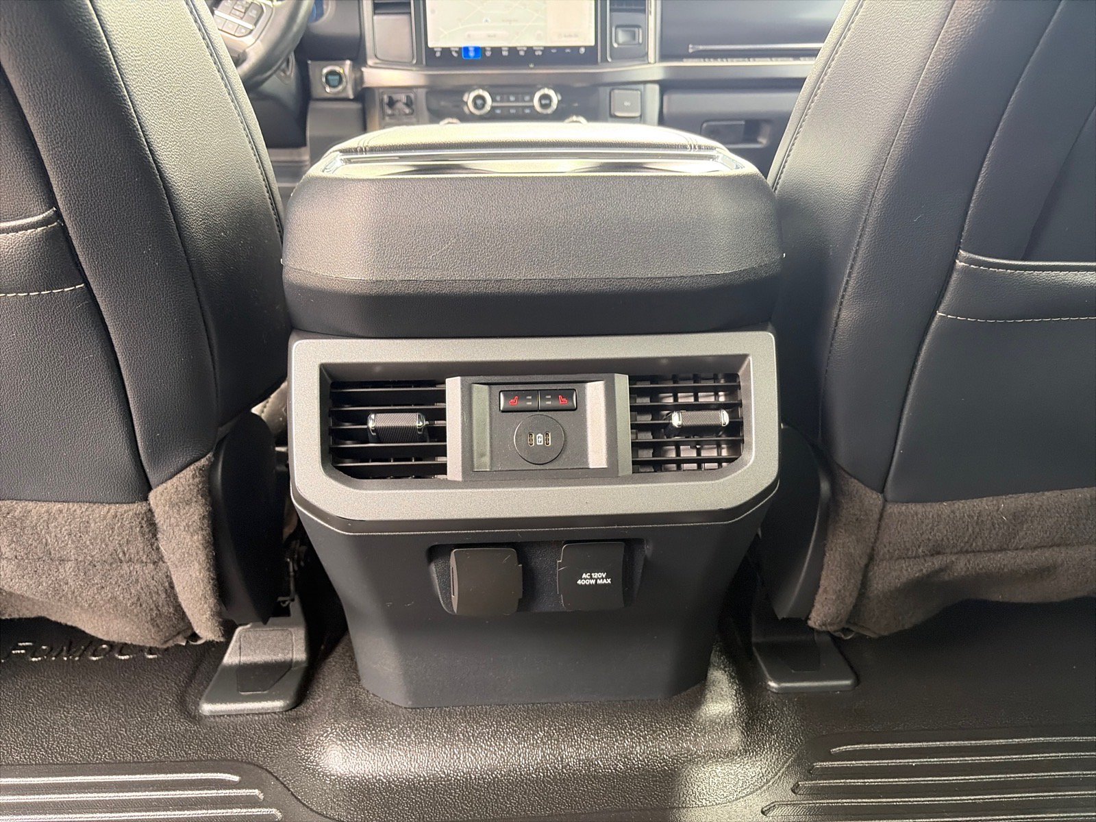 Used 2023 Ford F250 Lariat w/ Sport Appearance Package AWD/4WD image 12
