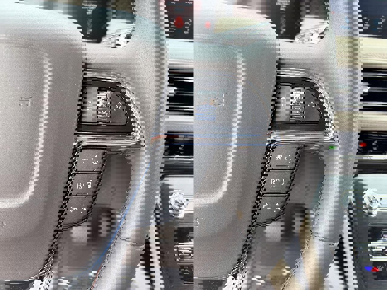 Used 2023 Lincoln Nautilus Reserve w/ Equipment Group 201A image 22