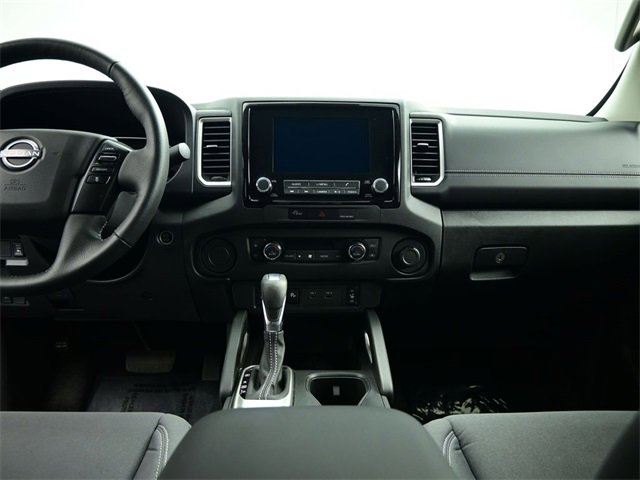 Used 2024 Nissan Frontier SV w/ SV Convenience Package image 11