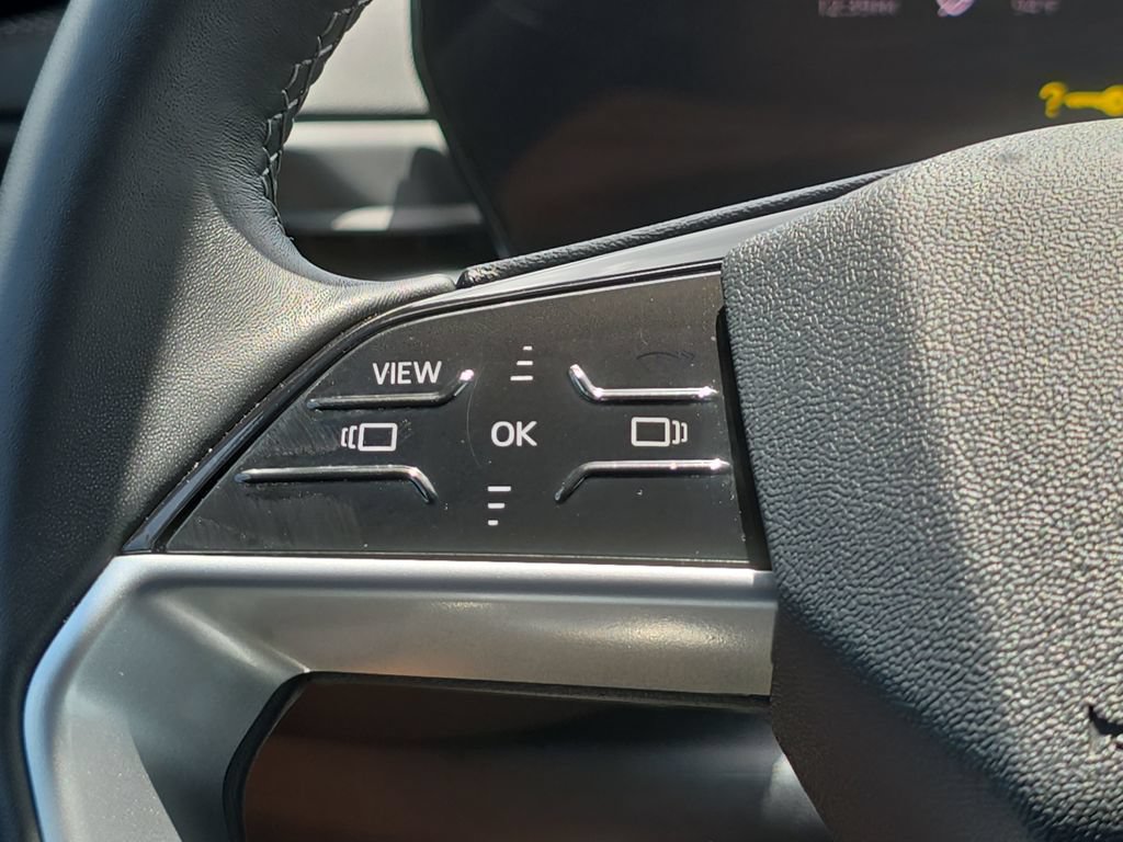 Certified 2025 Audi Q5 Premium w/ Convenience Package AWD/4WD image 12