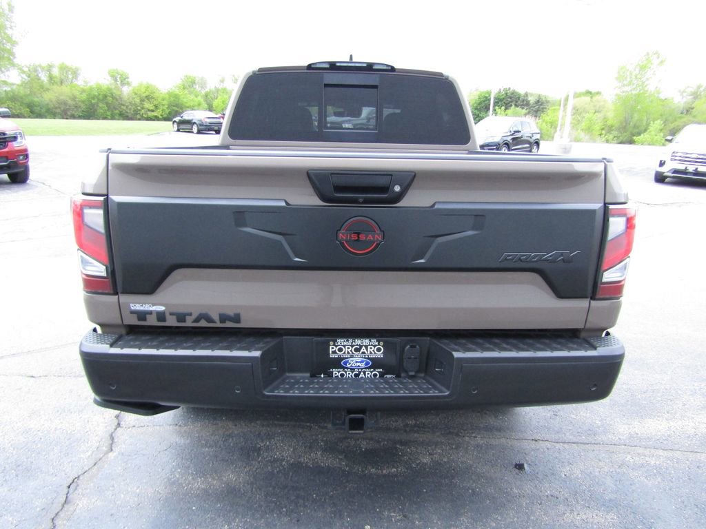 Used 2024 Nissan Titan PRO-4X w/ Pro-4x Utility Package image 6