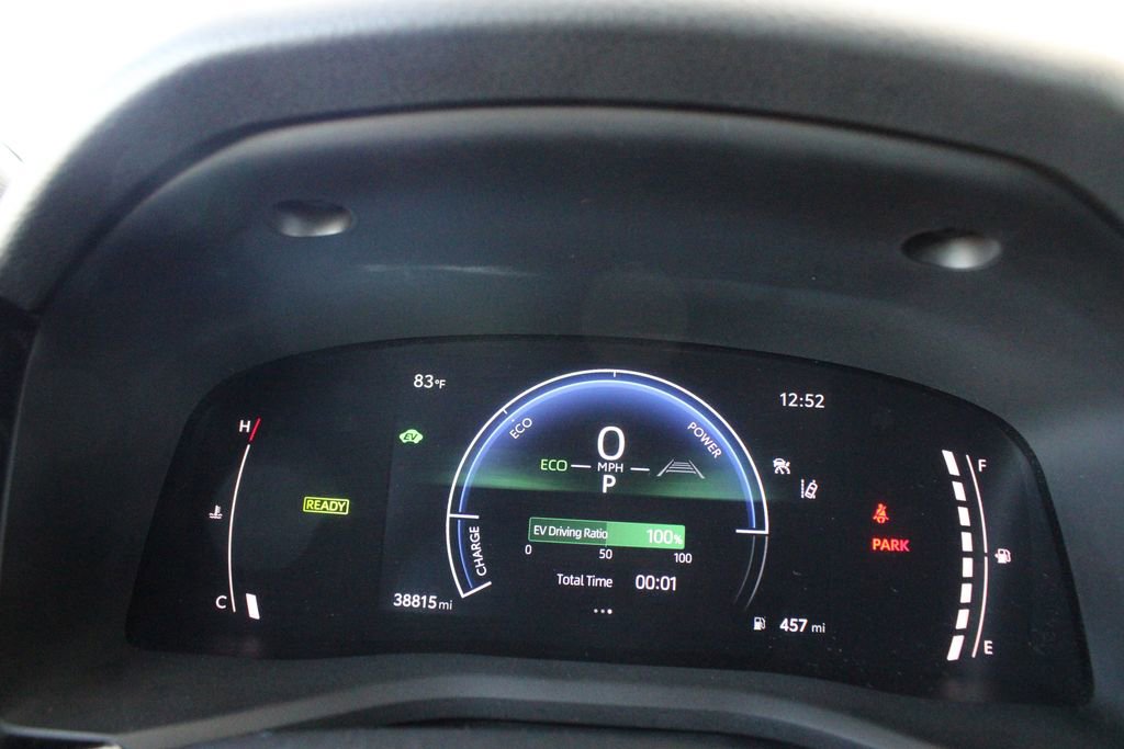 Certified 2025 Toyota Camry SE FWD image 32