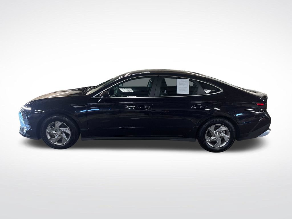 Certified 2026 Hyundai Sonata SE FWD image 2