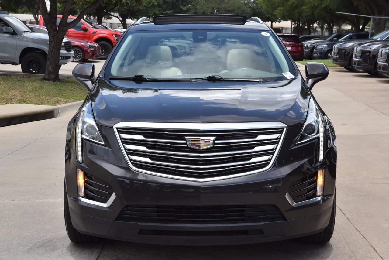 Used 2019 Cadillac XT5 Luxury FWD image 3