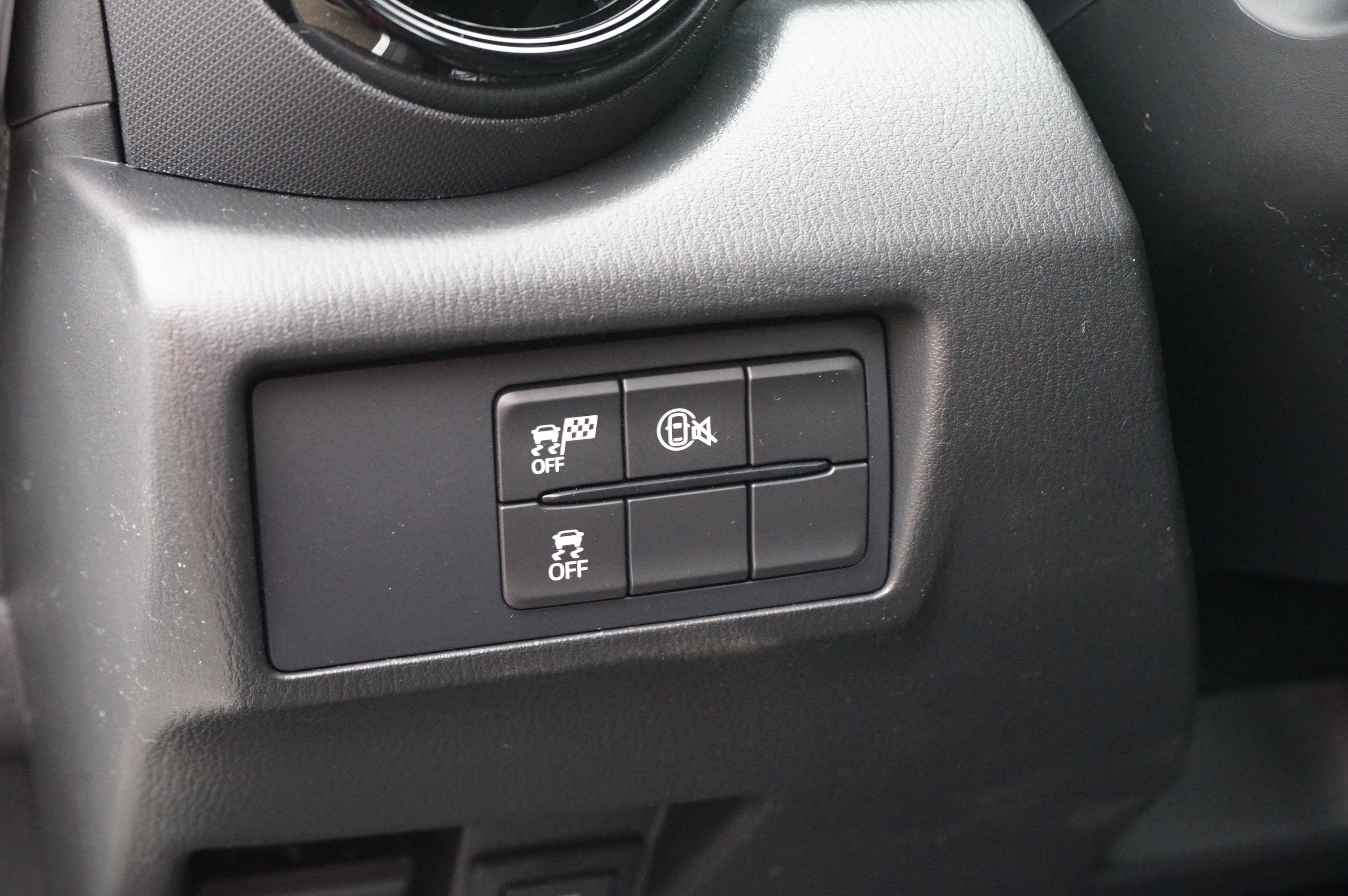 New 2025 MAZDA MX-5 Miata RF Club image 16