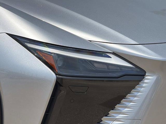 Used 2024 Lexus RZ 300e Premium w/ Technology Package FWD image 5