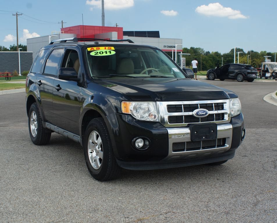 Used 2011 Ford Escape Limited FWD image 2