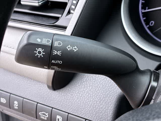 Used 2022 Toyota Camry LE FWD image 27