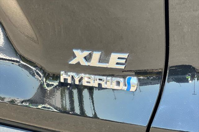 Certified 2023 Toyota RAV4 XLE AWD/4WD image 32