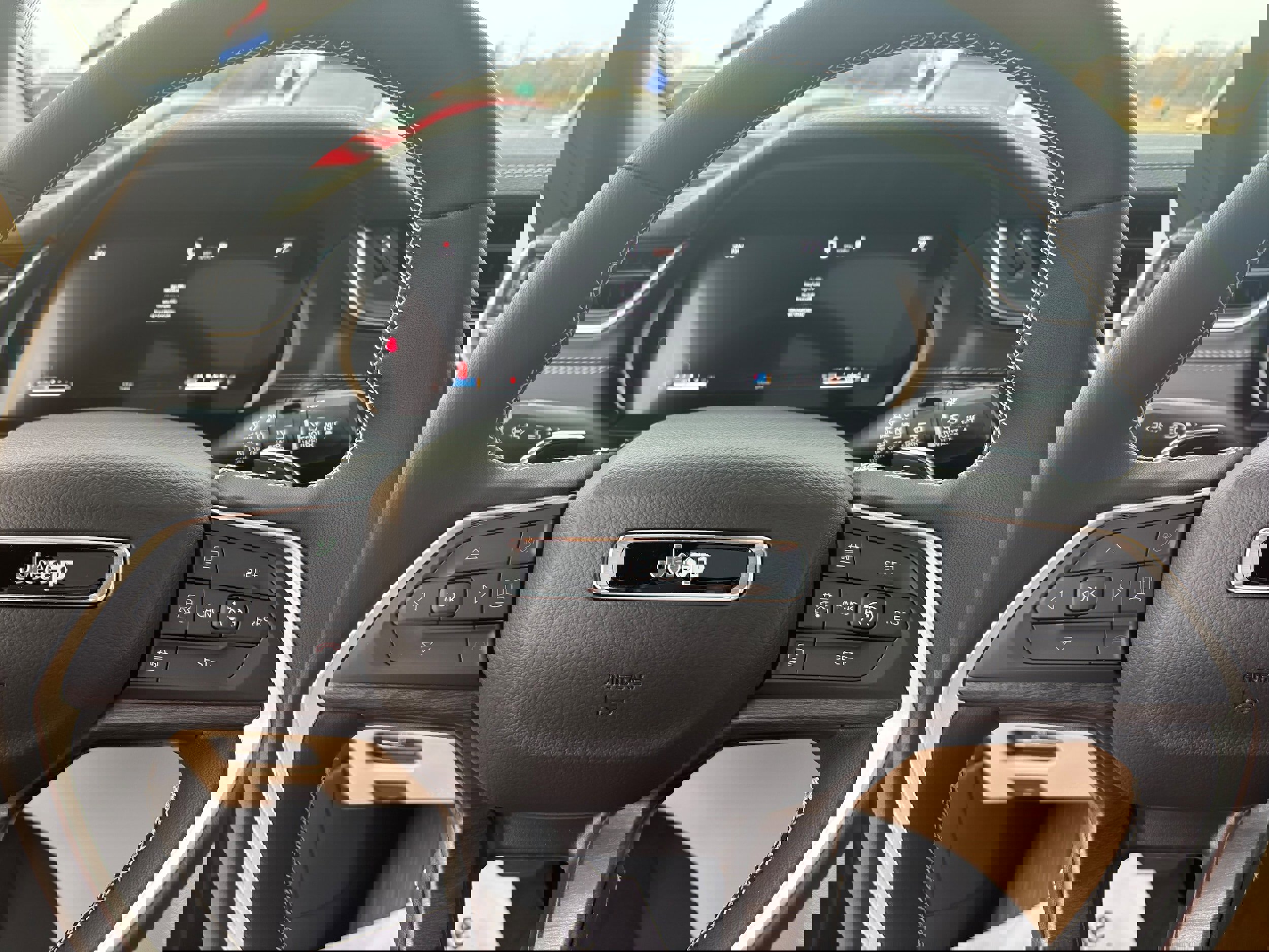 New 2025 Jeep Grand Cherokee L Limited w/ Luxury Tech Group II image 8