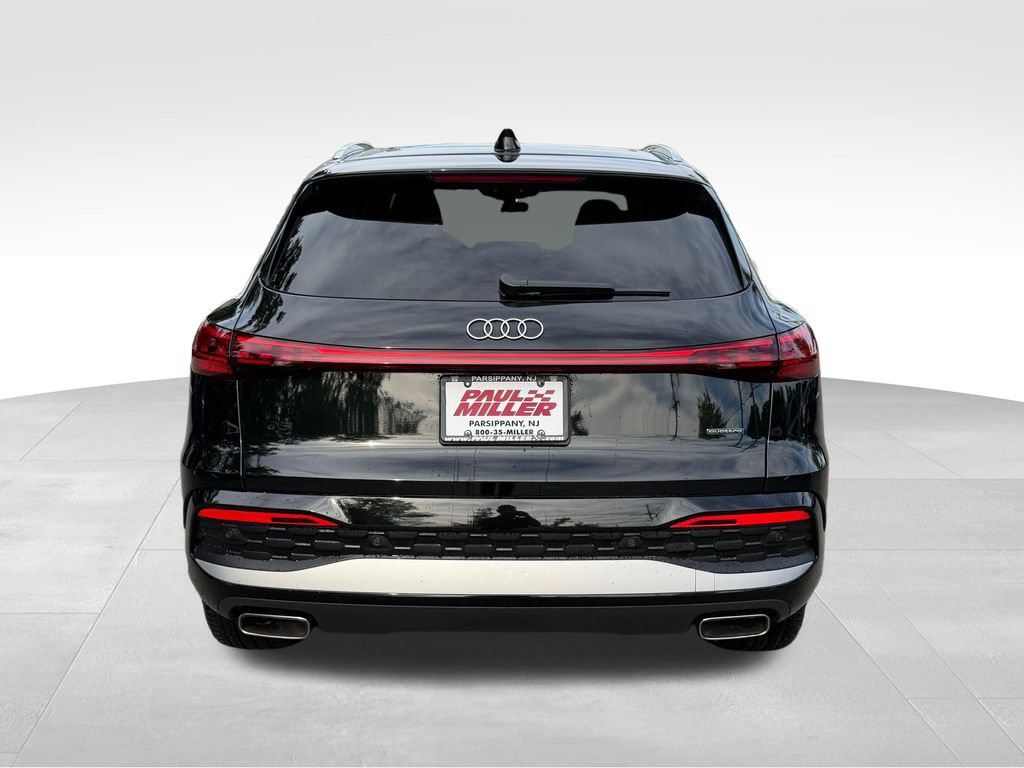 Used 2025 Audi Q5 Premium Plus w/ Premium Plus AWD/4WD image 7