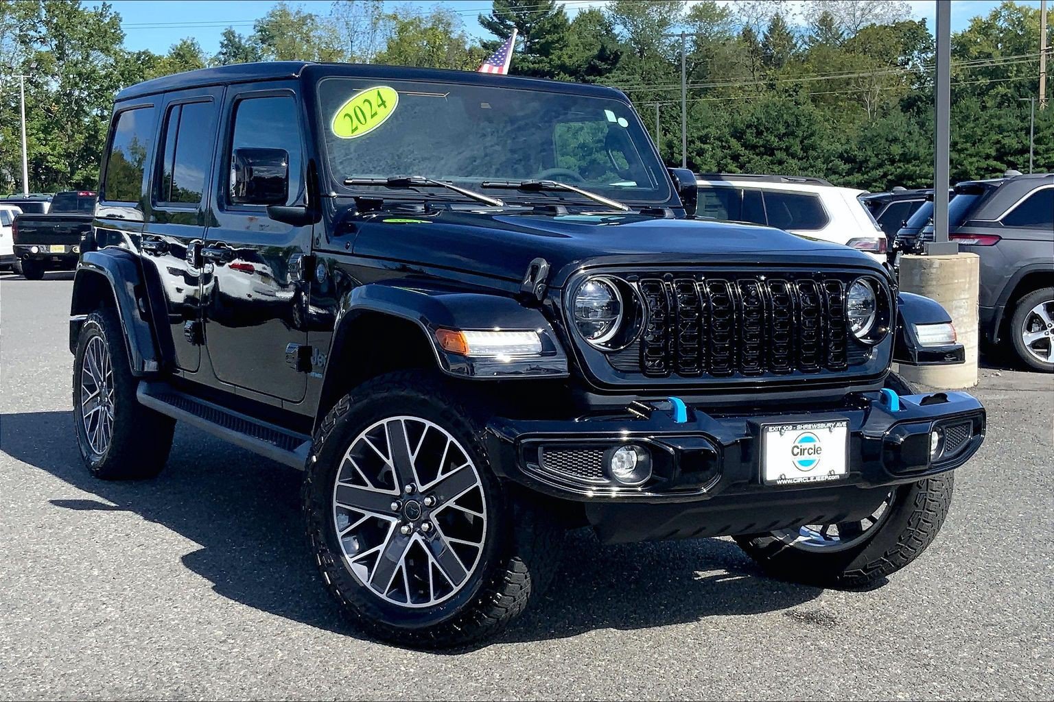 Used 2024 Jeep Wrangler High Altitude AWD/4WD image 2