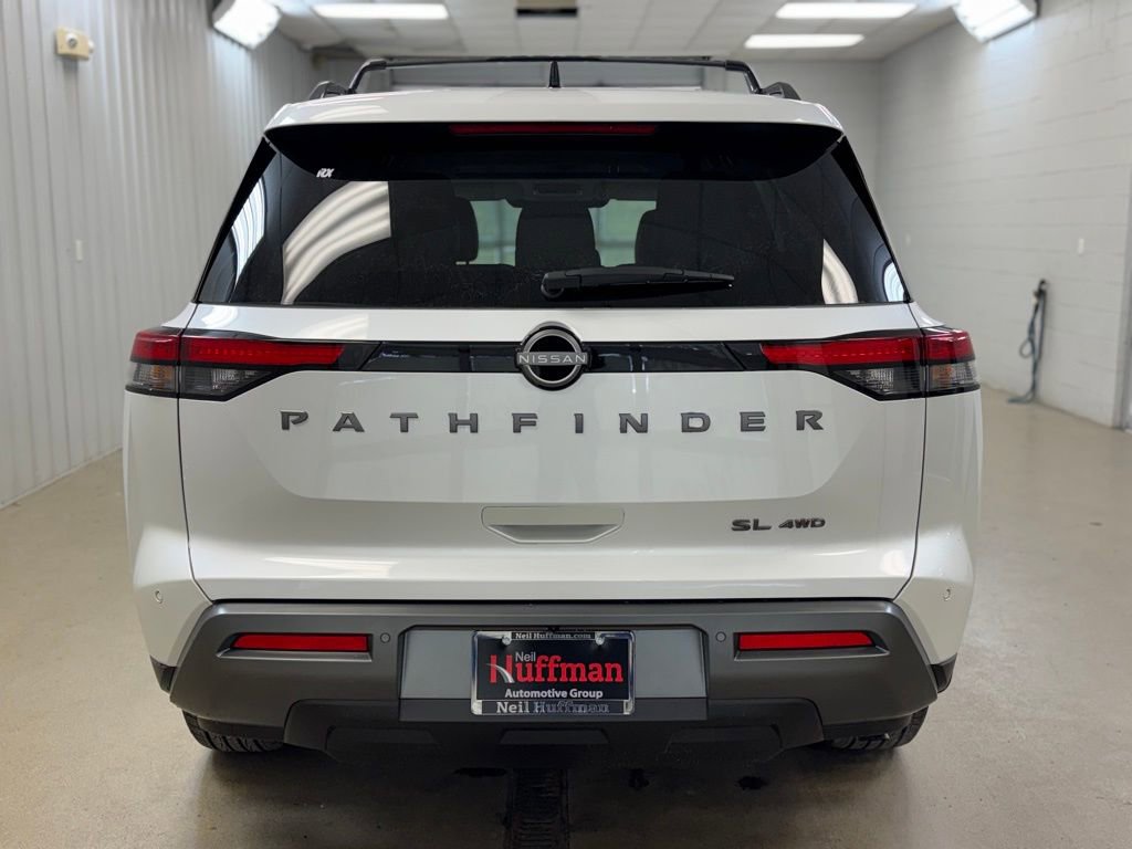 New 2026 Nissan Pathfinder SL image 6
