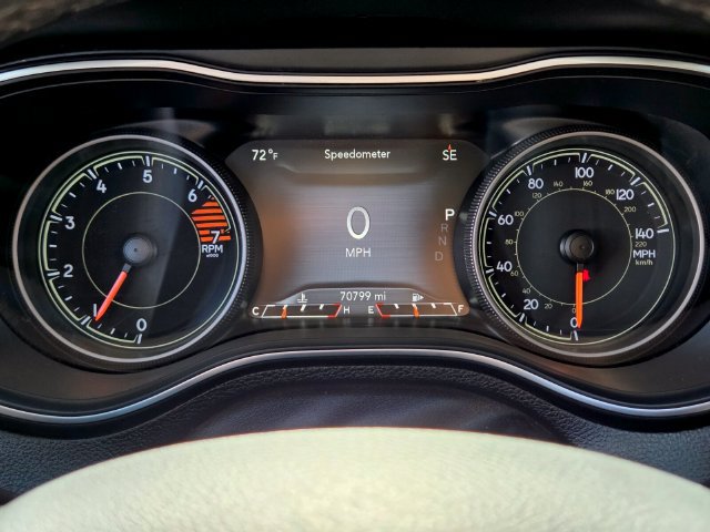 Used 2019 Jeep Cherokee Limited FWD image 24