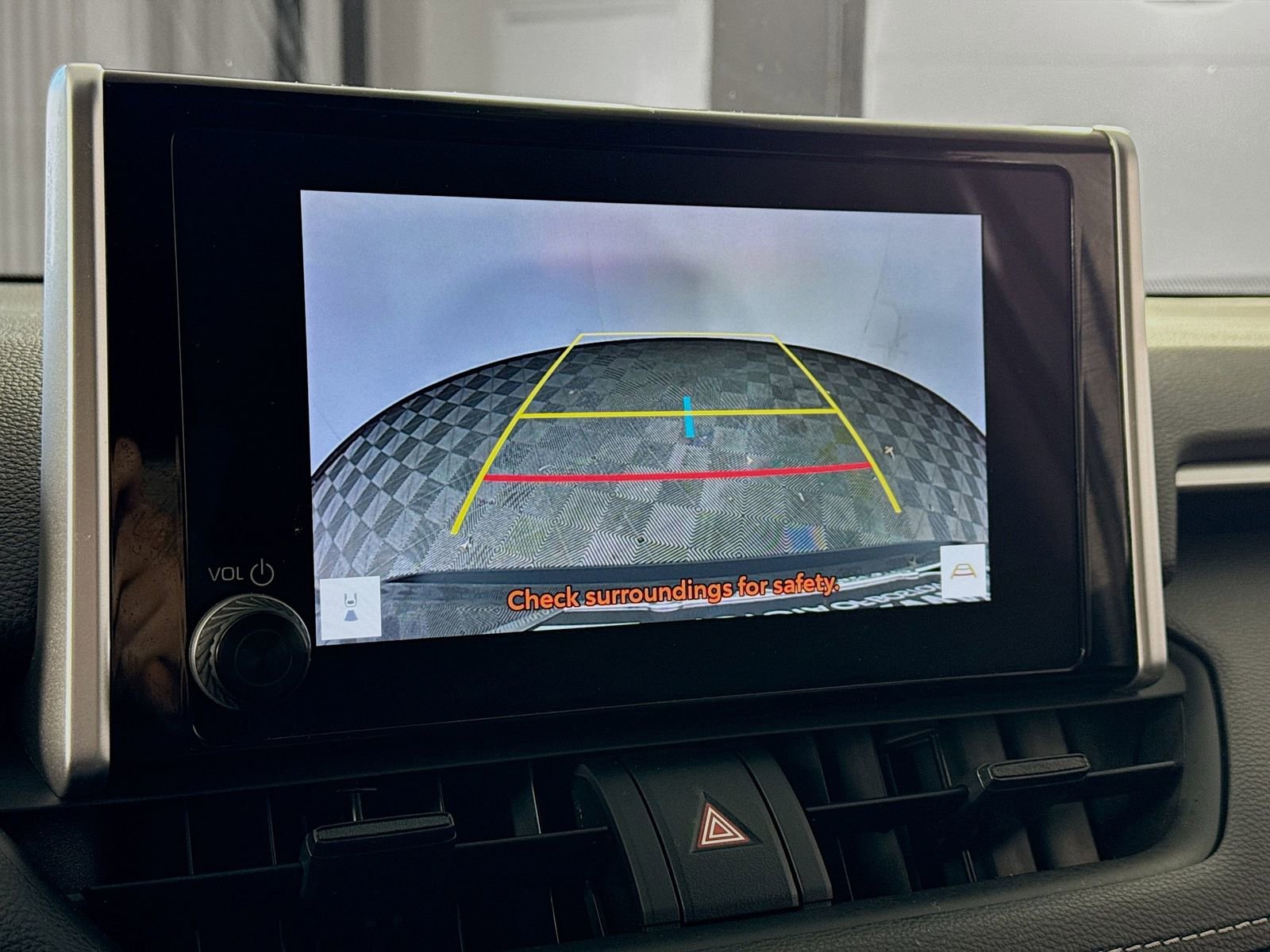 Used 2024 Toyota RAV4 LE AWD/4WD image 10