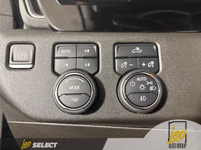 Used 2022 Chevrolet Silverado 1500 RST w/ Z71 Off-Road Package AWD/4WD image 13