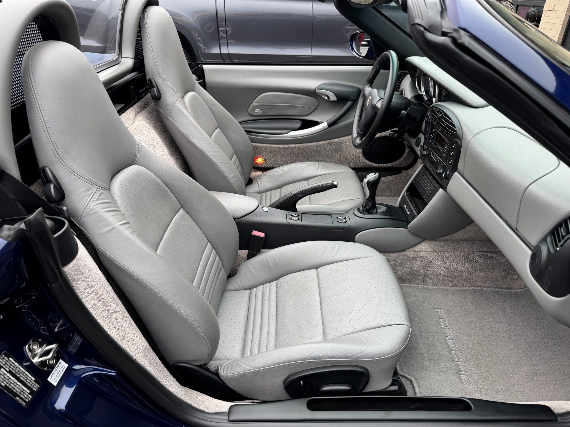 Used 2001 Porsche Boxster S image 20