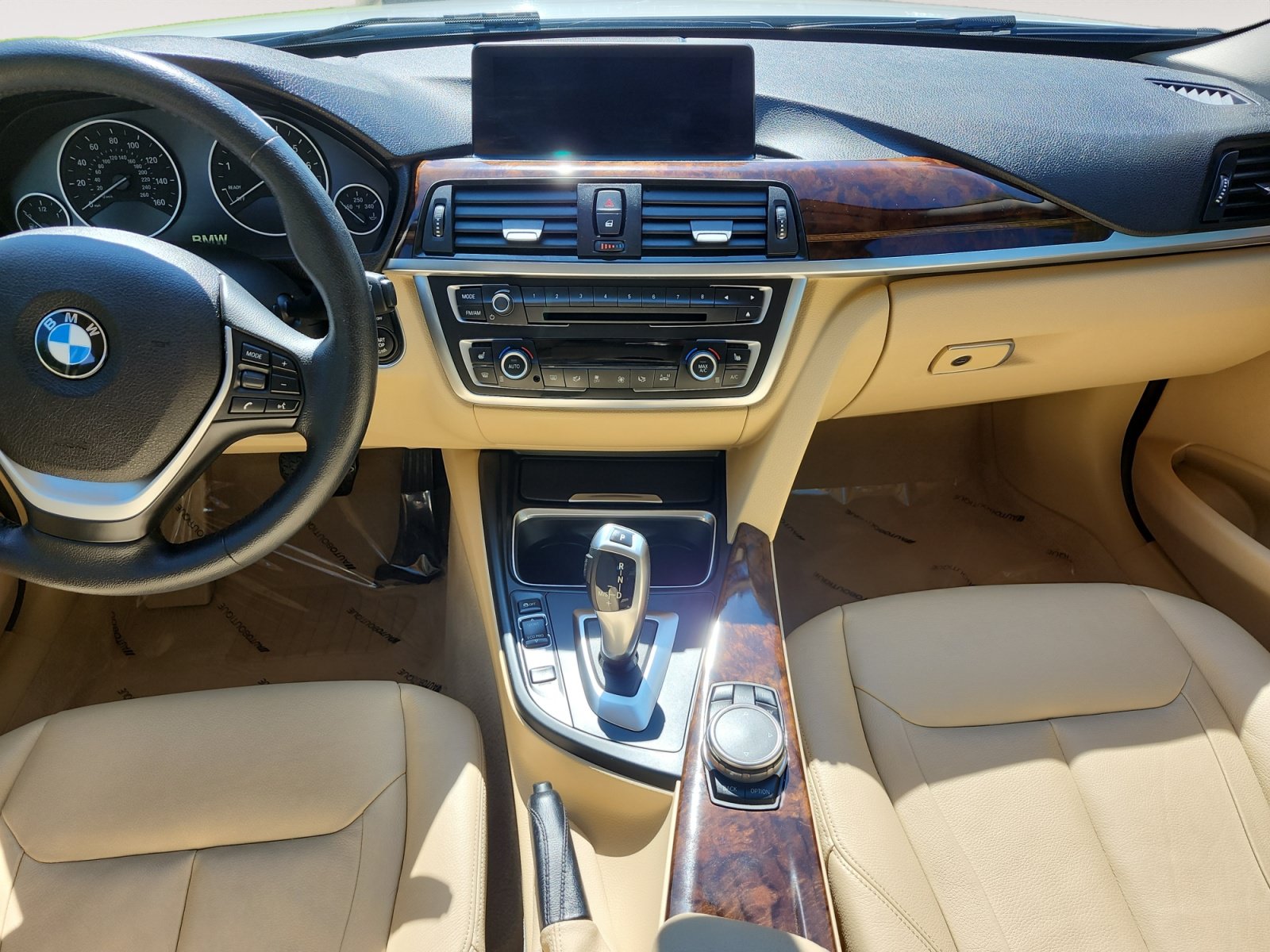Used 2015 BMW 328i xDrive Sedan AWD/4WD image 3