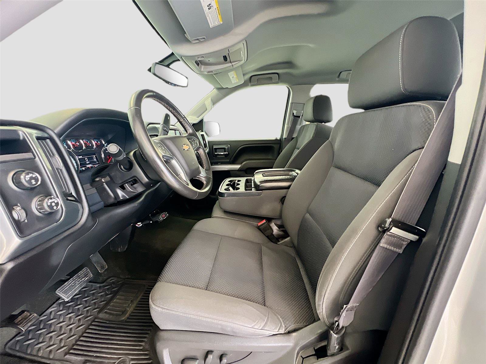 Used 2017 Chevrolet Silverado 1500 LT w/ All Star Edition image 5