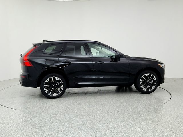 New 2026 Volvo XC60 B5 Plus w/ Protection Package Premier image 4