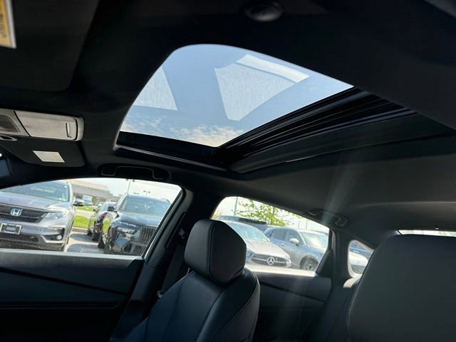 Used 2025 Honda Accord Sport image 15