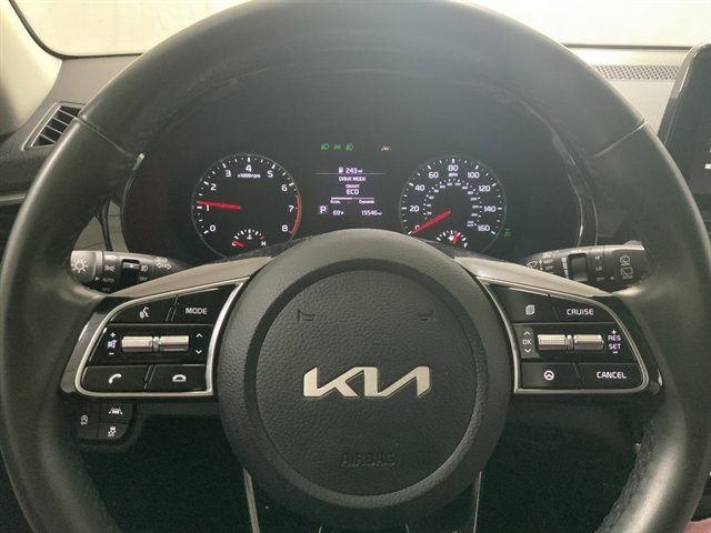 Used 2023 Kia Seltos EX image 23