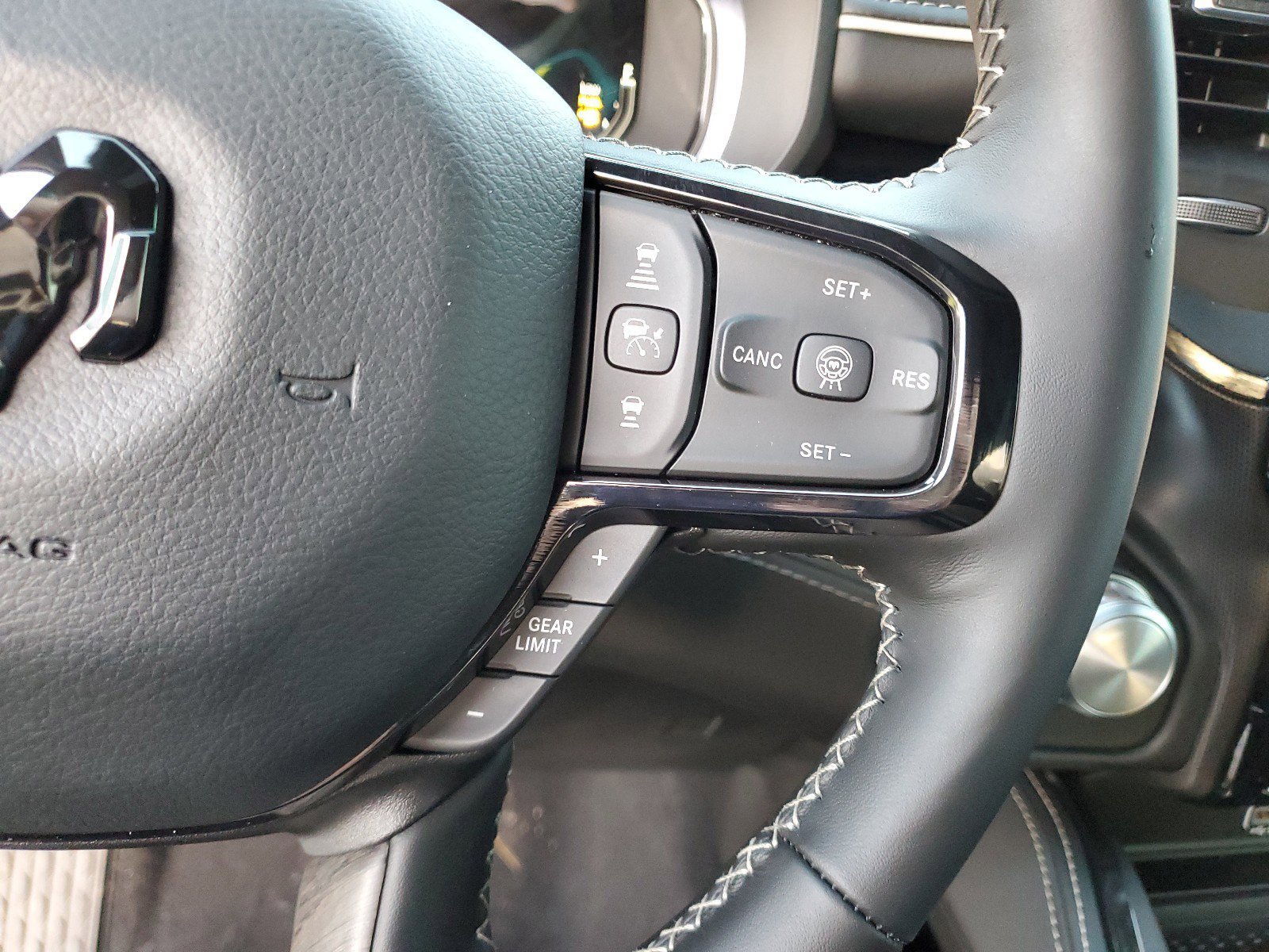 New 2026 RAM 1500 Limited image 28